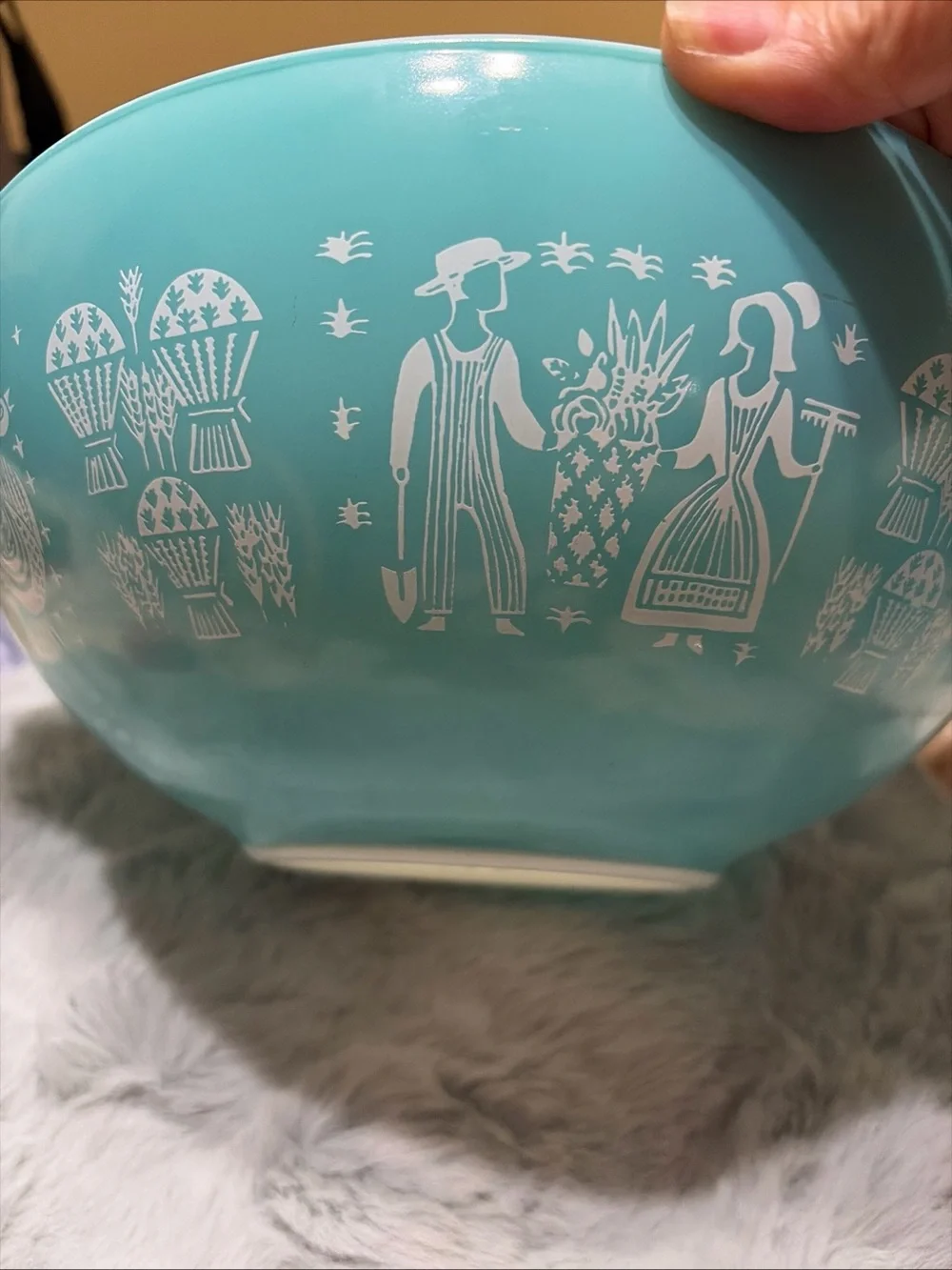 Rare Vintage Pyrex cinderella mixing bowl in amish butter print! 4 quart!